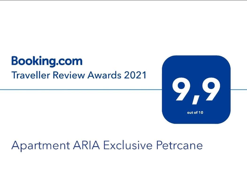 Apartment Aria Exclusive เพทรอซาเน ภายนอก รูปภาพ