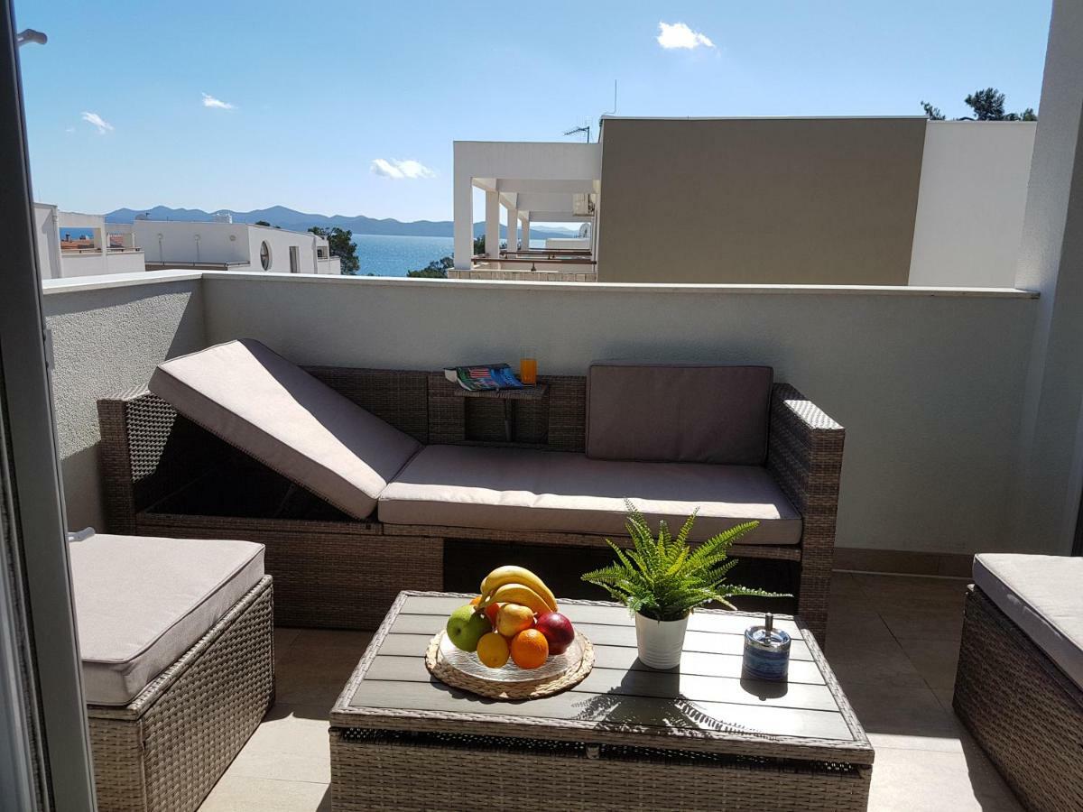 Apartment Aria Exclusive เพทรอซาเน ภายนอก รูปภาพ